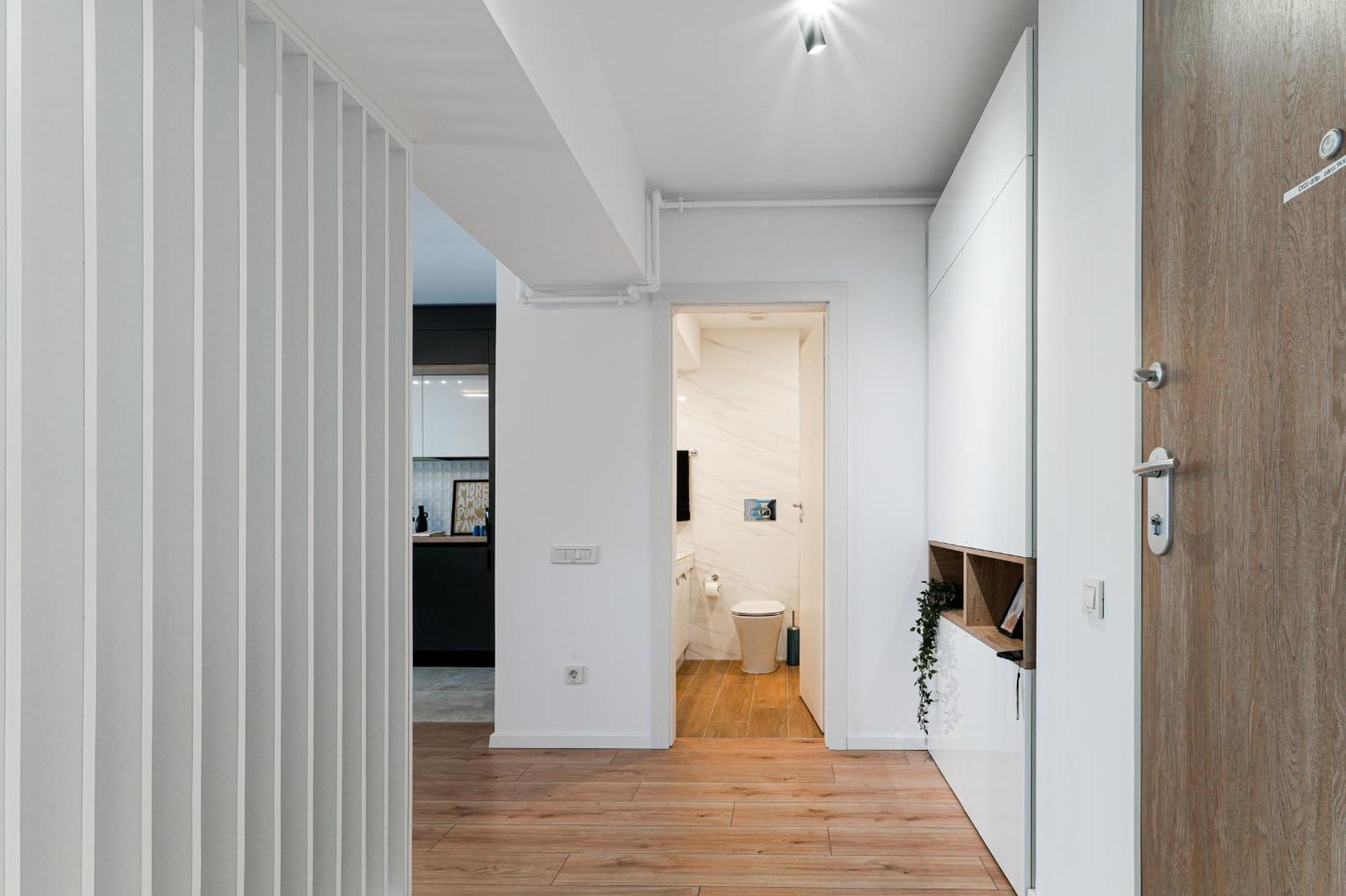 Sandra - Park-View Apt With Balcony & Parking Bukarest Exterior foto